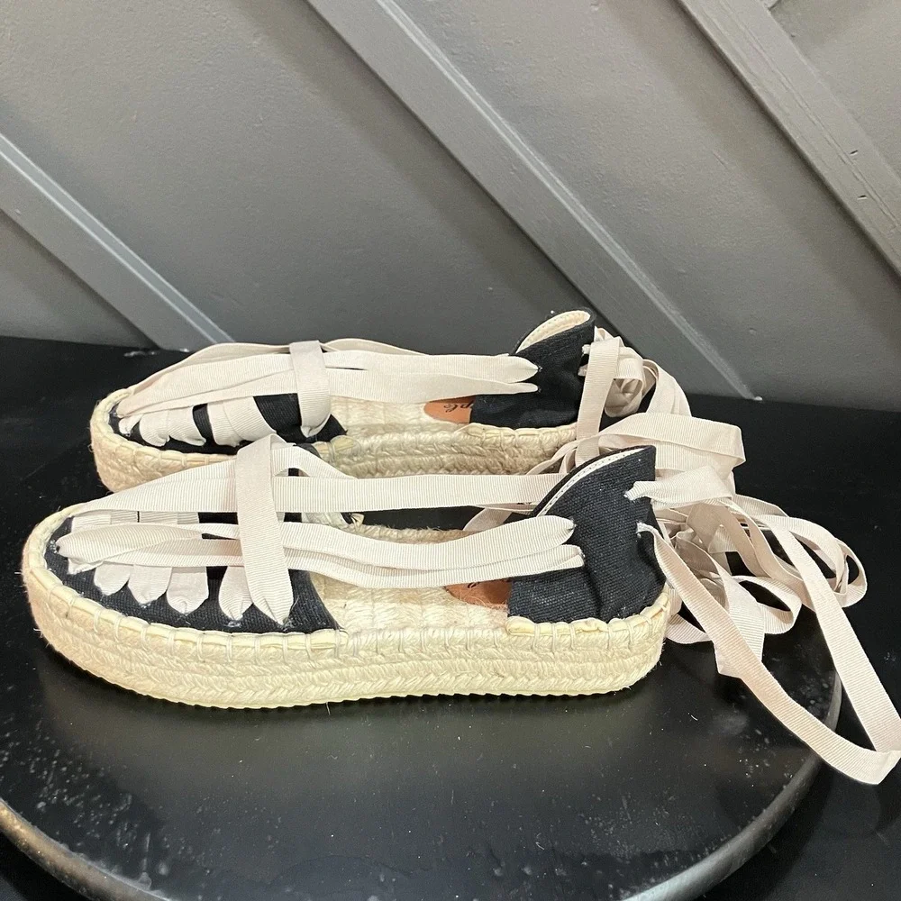 Free People Womens Size 7 EU 37 Espadrille Lace Up Ribbon Sandals Black Beige